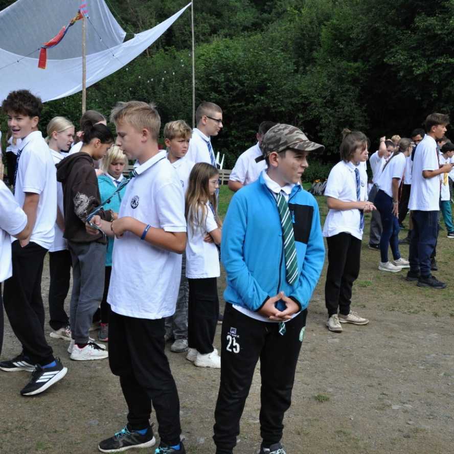 Tábor v půlce