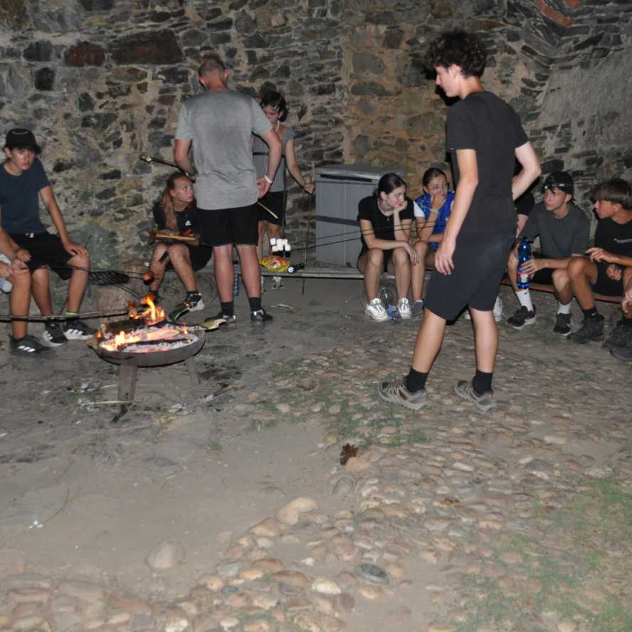 Putování aneb do svítání ať jsi doma!