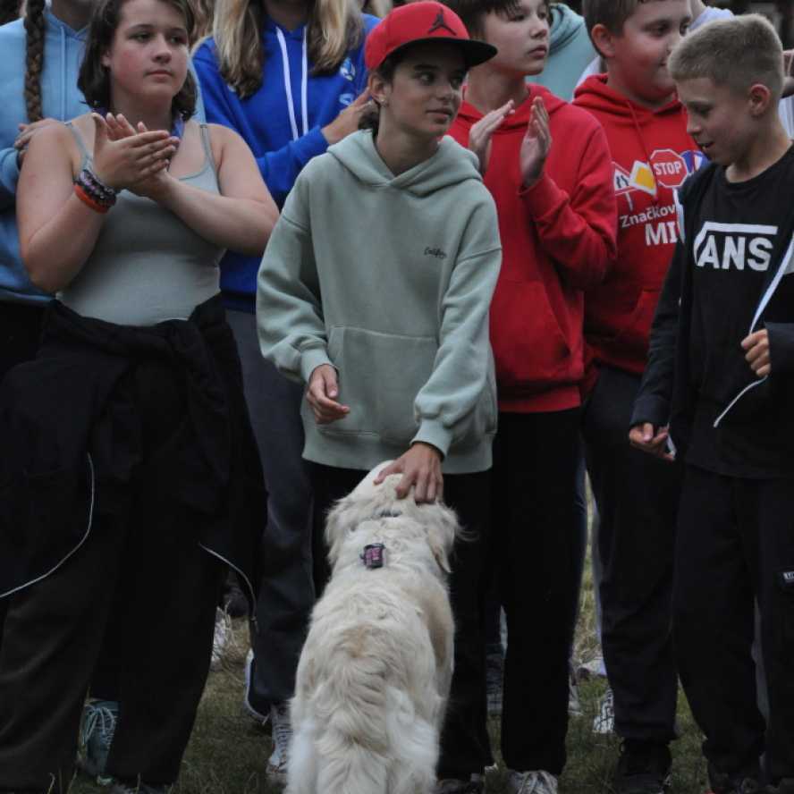 Den sedmý, zamračený