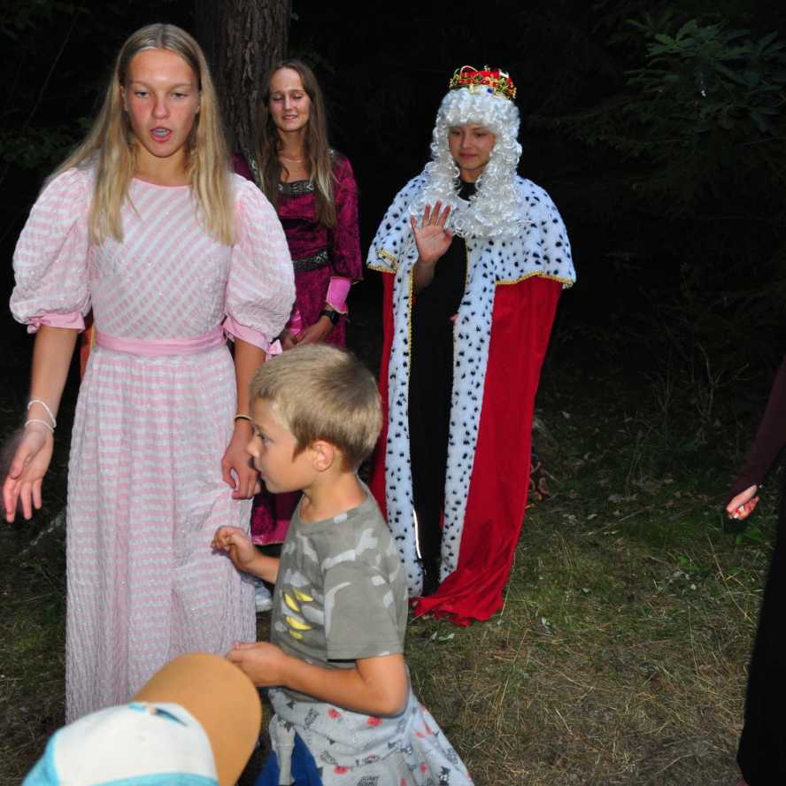 Rytíři a bubáci