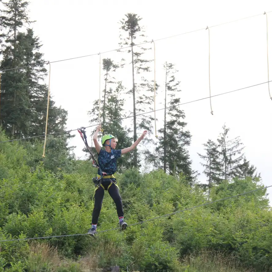 SPORTOVÁNÍ, ODDÍLOVKA, LANÁČ