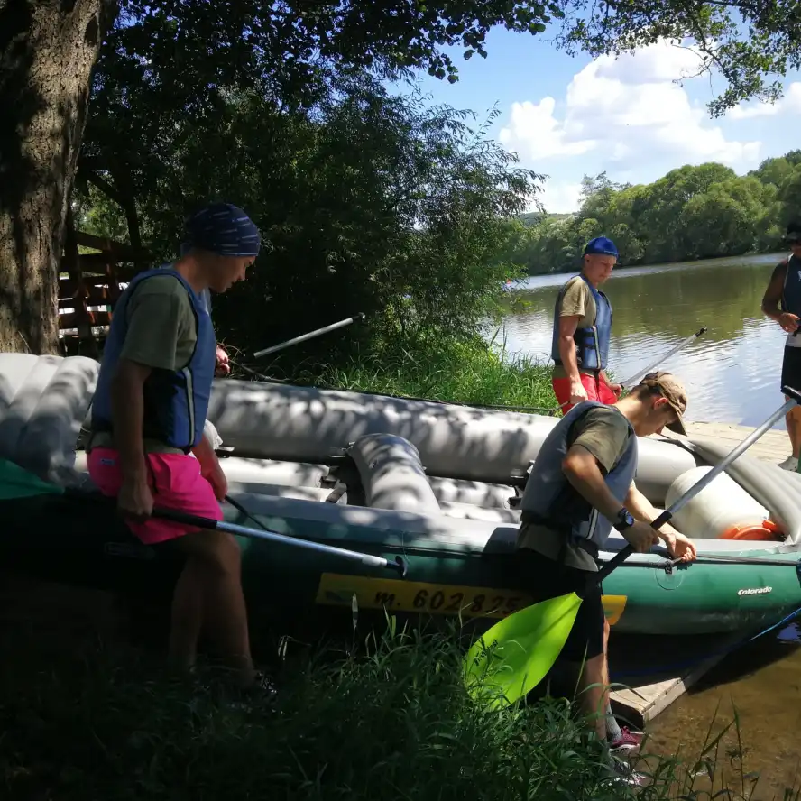 Junioři vyrazili na triatlon