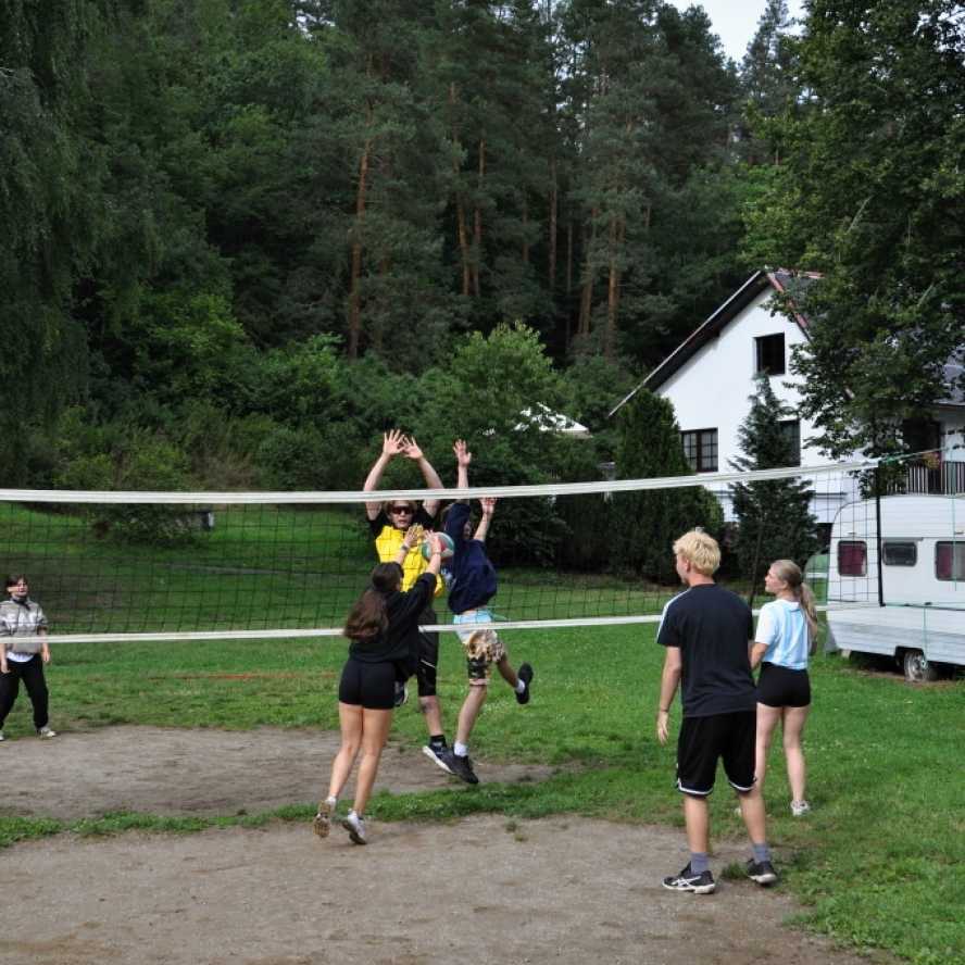 Tábor v půlce