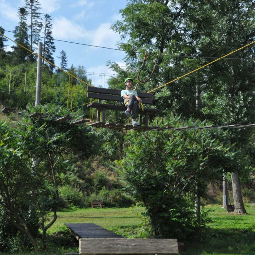 Den osmý, půlící