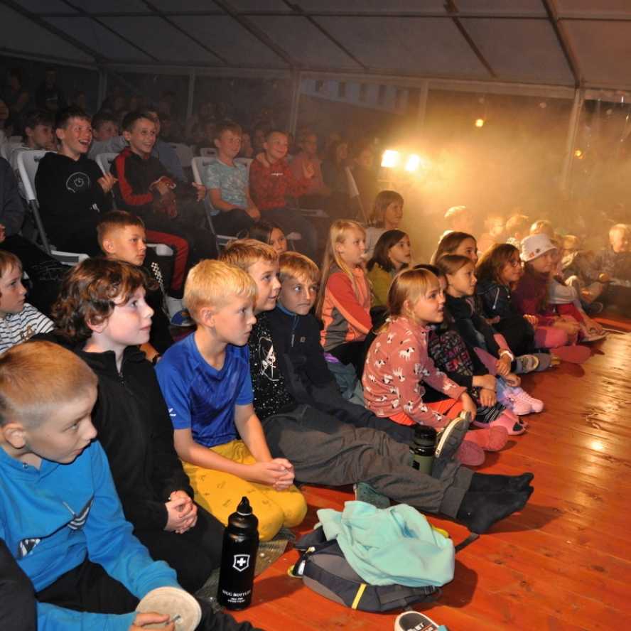 Tábor v půlce