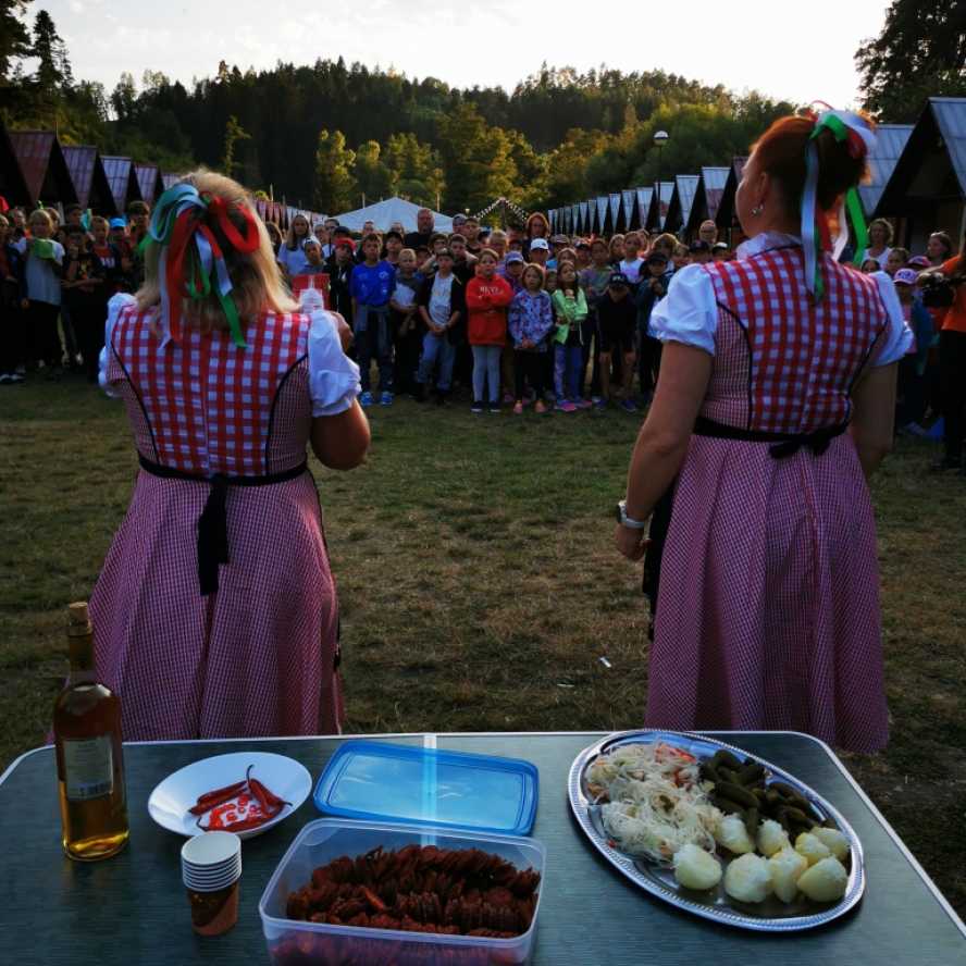 Den čtvrtý ve znamení oddílových programů