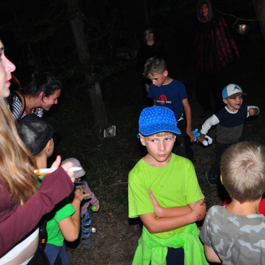 Rytíři a bubáci